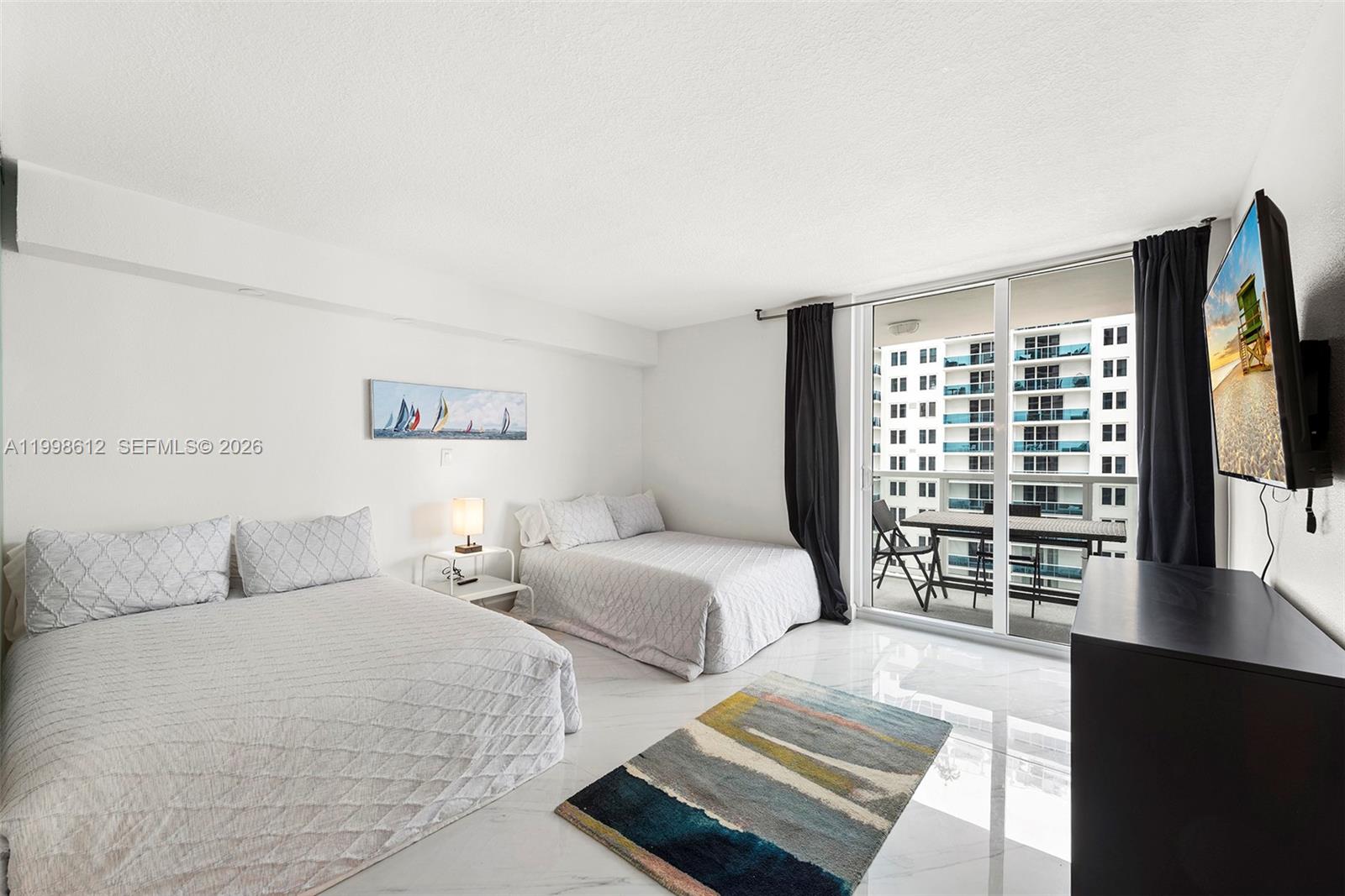 THE RIVIERA CONDO - Residential Lease