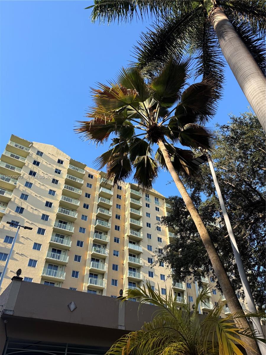 CORAL PLAZA OF MIAMI COND - Residential