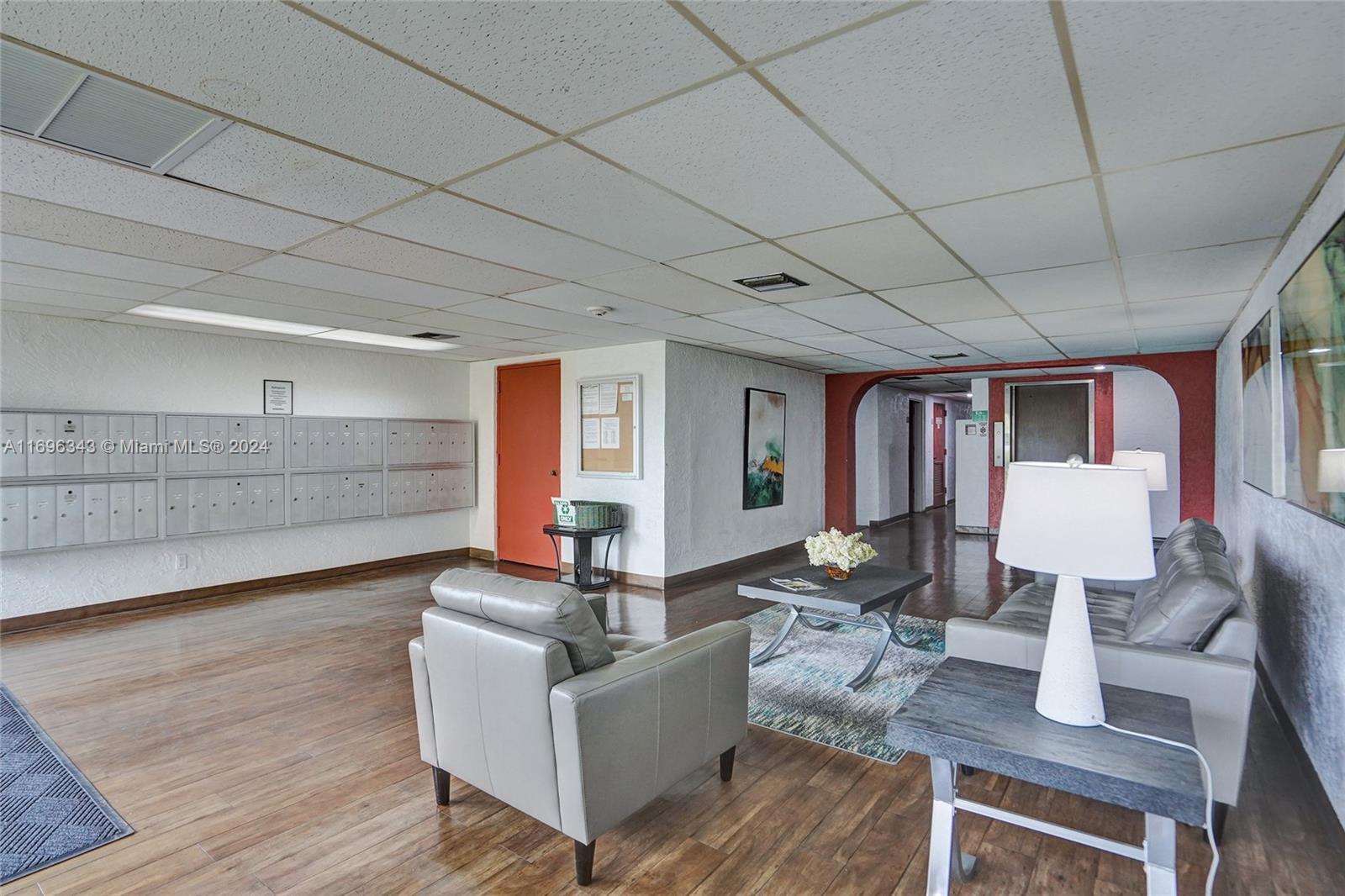 RIVER MANOR CONDO - Residential Lease