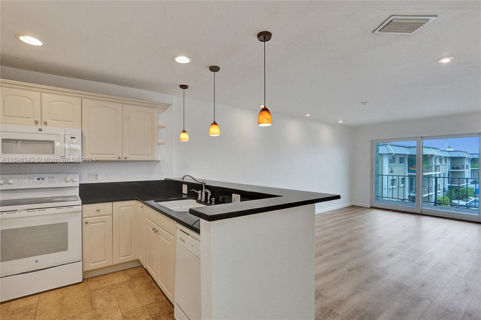 RIVER MANOR CONDO - Residential Lease