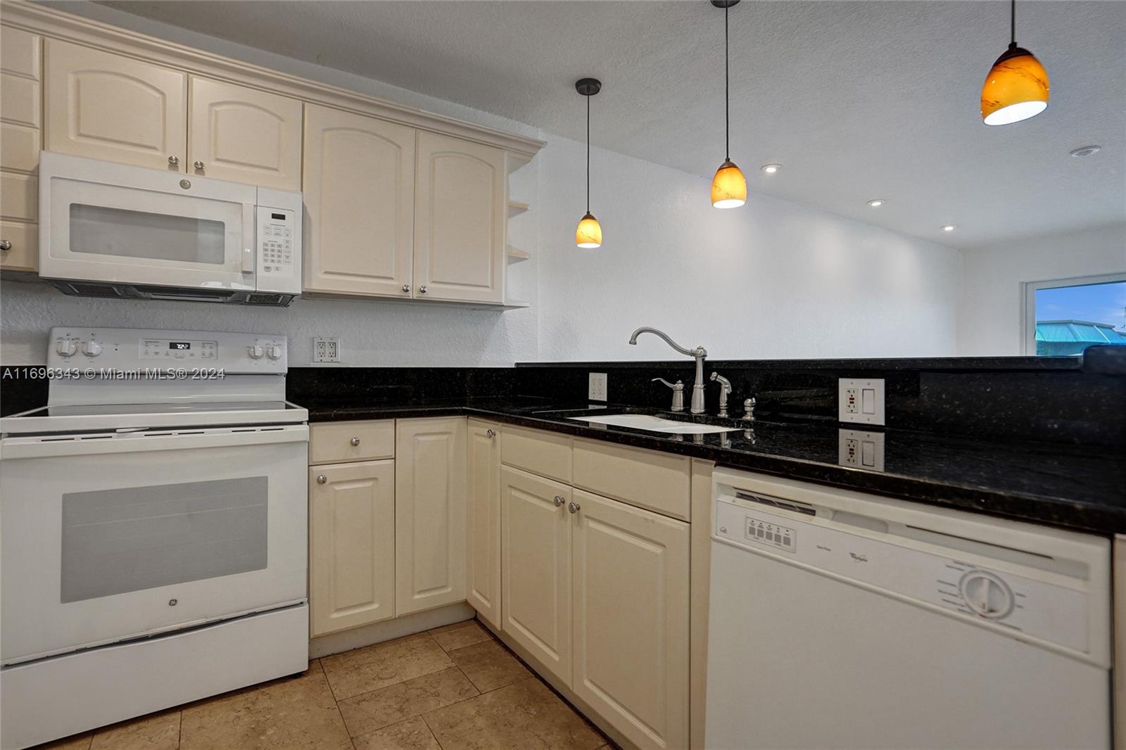 RIVER MANOR CONDO - Residential Lease
