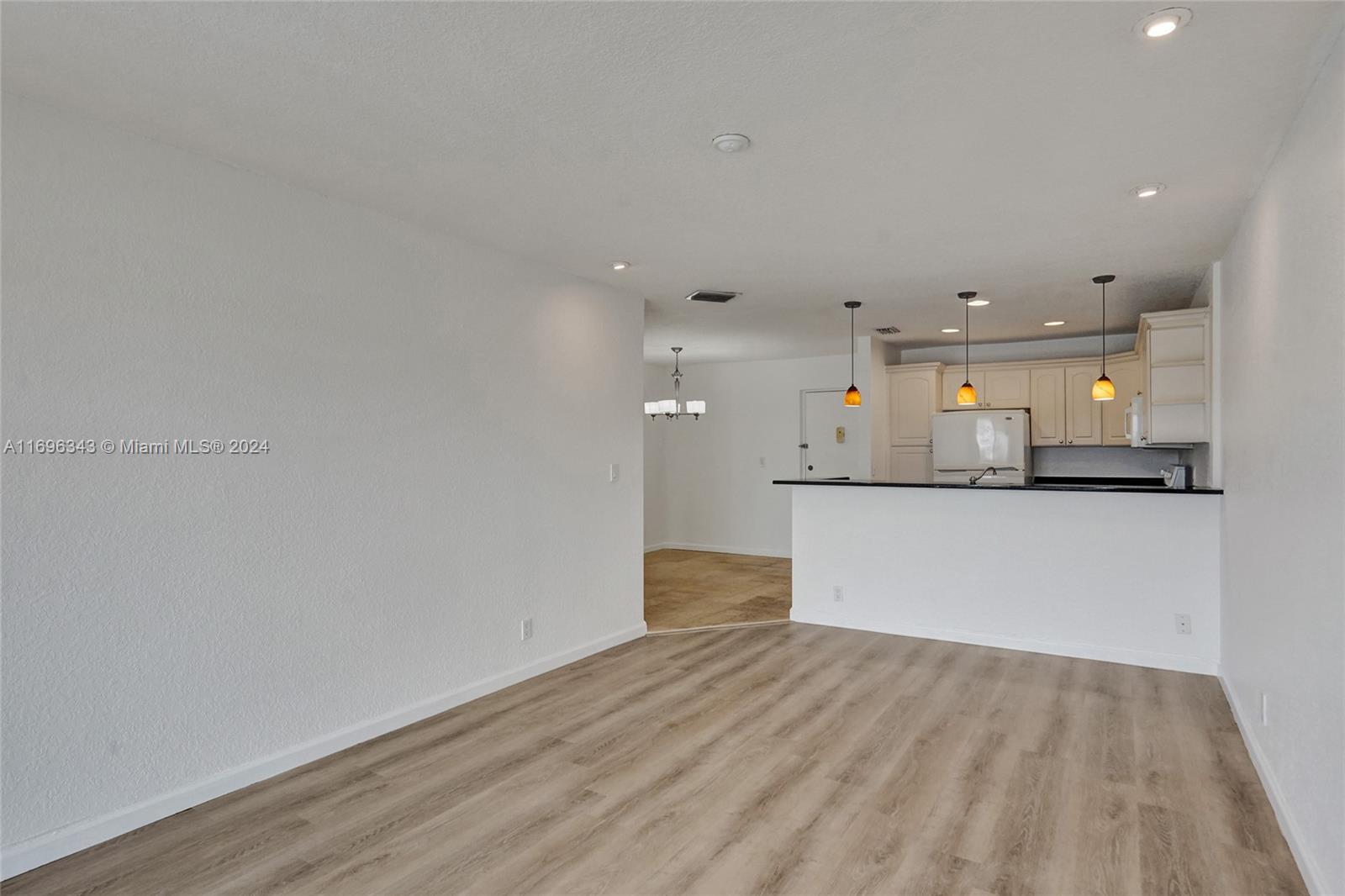 RIVER MANOR CONDO - Residential Lease