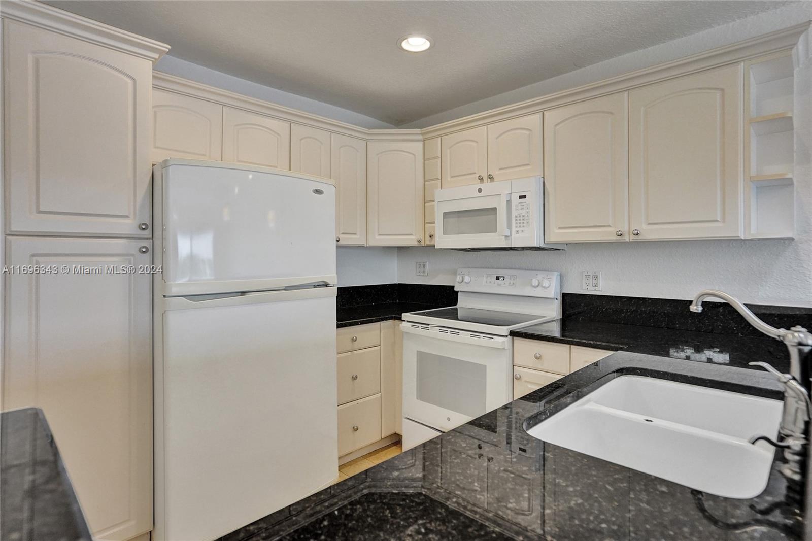 RIVER MANOR CONDO - Residential Lease