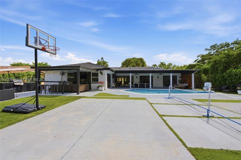 Tiny photo for 9935 Ramblewood Dr #9935, Coral Springs, FL 33071 (MLS # A12025978)