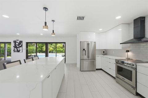 Tiny photo for 9935 Ramblewood Dr #9935, Coral Springs, FL 33071 (MLS # A12025978)