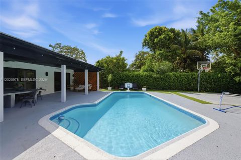 Tiny photo for 9935 Ramblewood Dr #9935, Coral Springs, FL 33071 (MLS # A12025978)