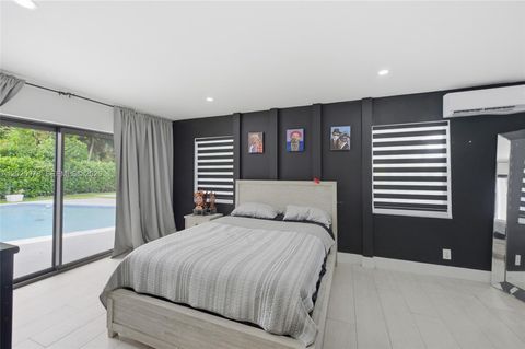 Tiny photo for 9935 Ramblewood Dr #9935, Coral Springs, FL 33071 (MLS # A12025978)