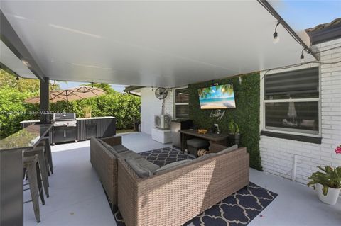Tiny photo for 9935 Ramblewood Dr #9935, Coral Springs, FL 33071 (MLS # A12025978)