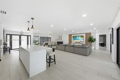 Tiny photo for 9935 Ramblewood Dr #9935, Coral Springs, FL 33071 (MLS # A12025978)