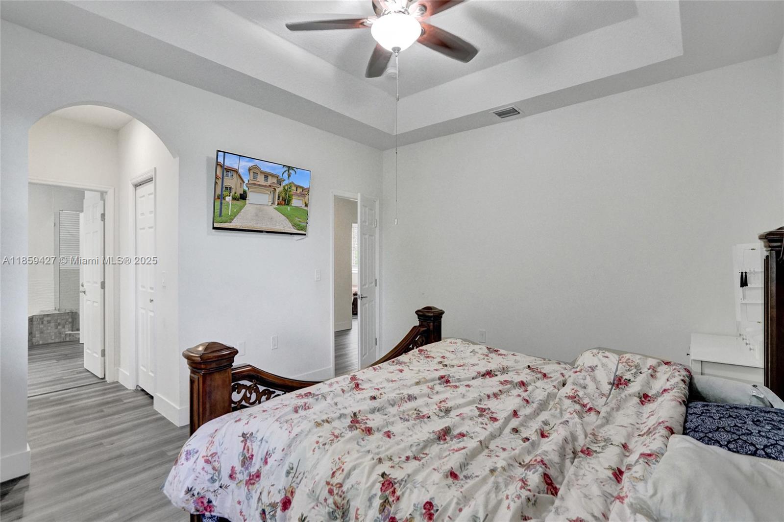 LAKES AT PEMBROKE - Residential