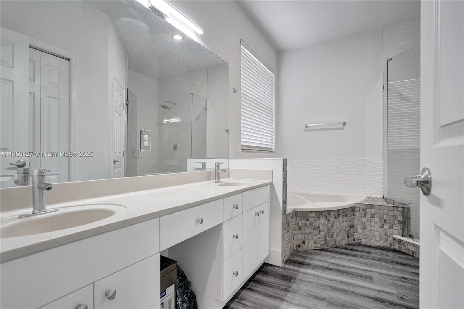 LAKES AT PEMBROKE - Residential