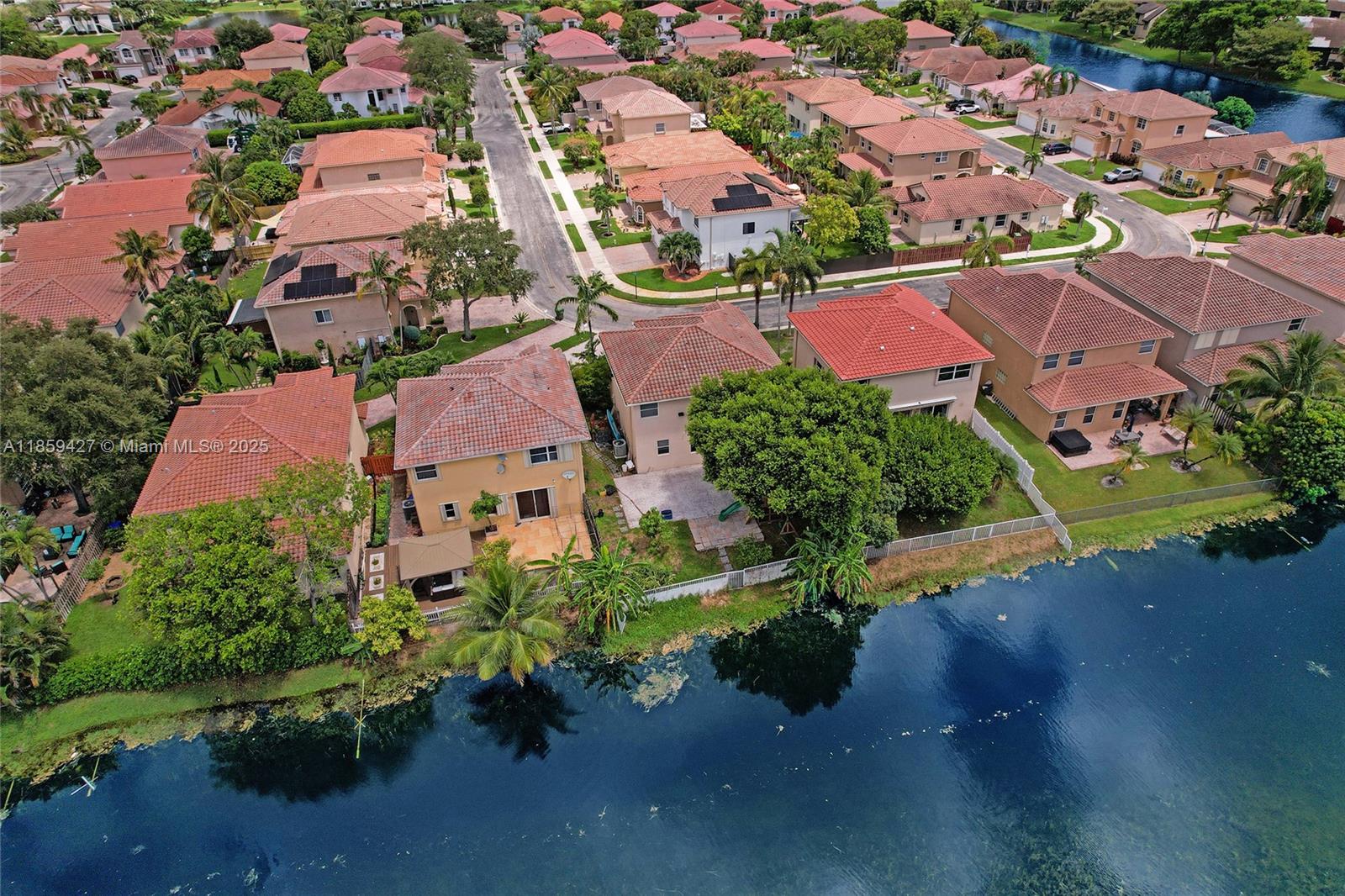 LAKES AT PEMBROKE - Residential