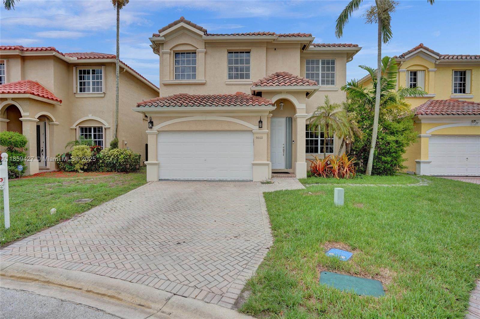 Completely remodeled, move-in ready, small cozy gated community, 4 bedrooms, 2.5 bathrooms, vinyl waterproof floors, granite kitchen countertop, big backyard with room for a pool, canal waterfront view, community pool. Maintenance includes cable.
