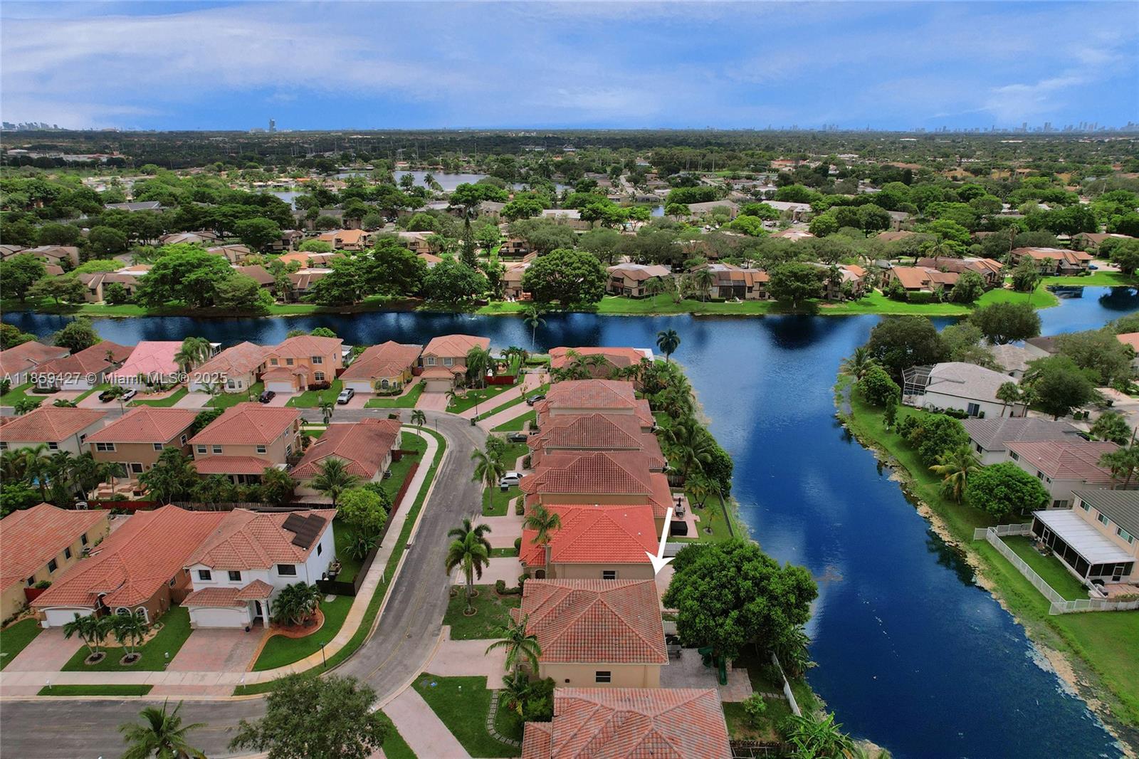 LAKES AT PEMBROKE - Residential