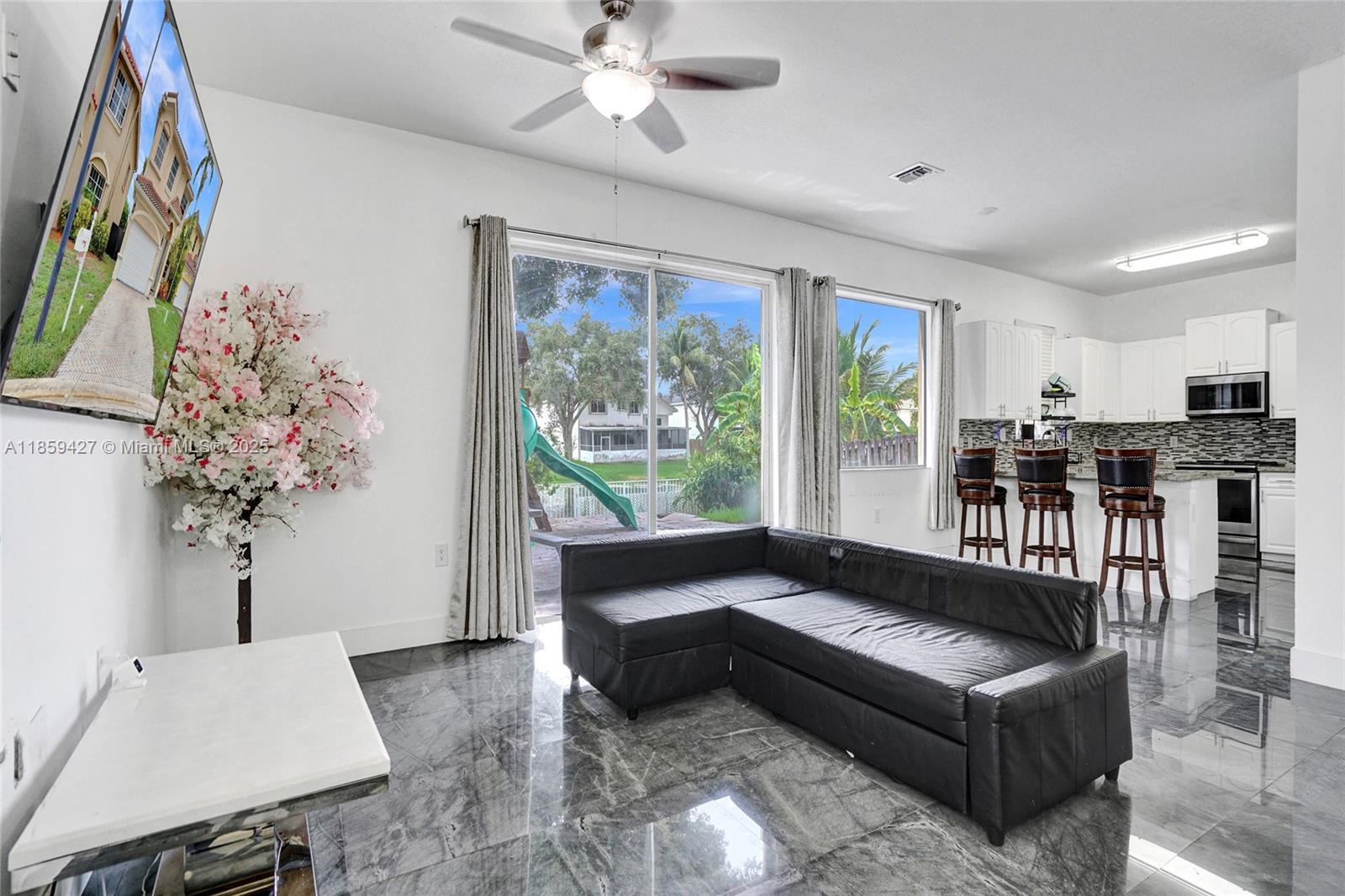 LAKES AT PEMBROKE - Residential