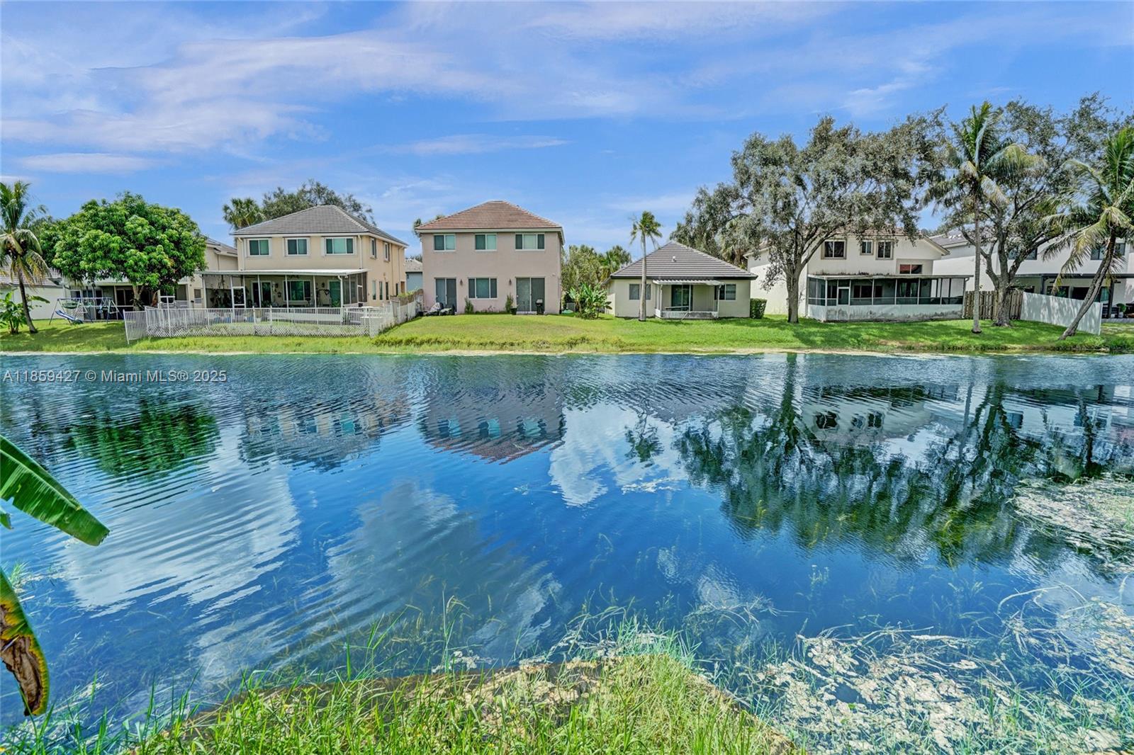 LAKES AT PEMBROKE - Residential