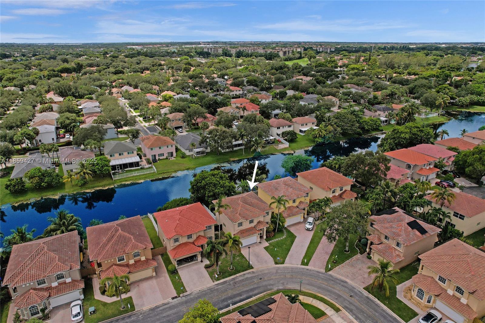 LAKES AT PEMBROKE - Residential