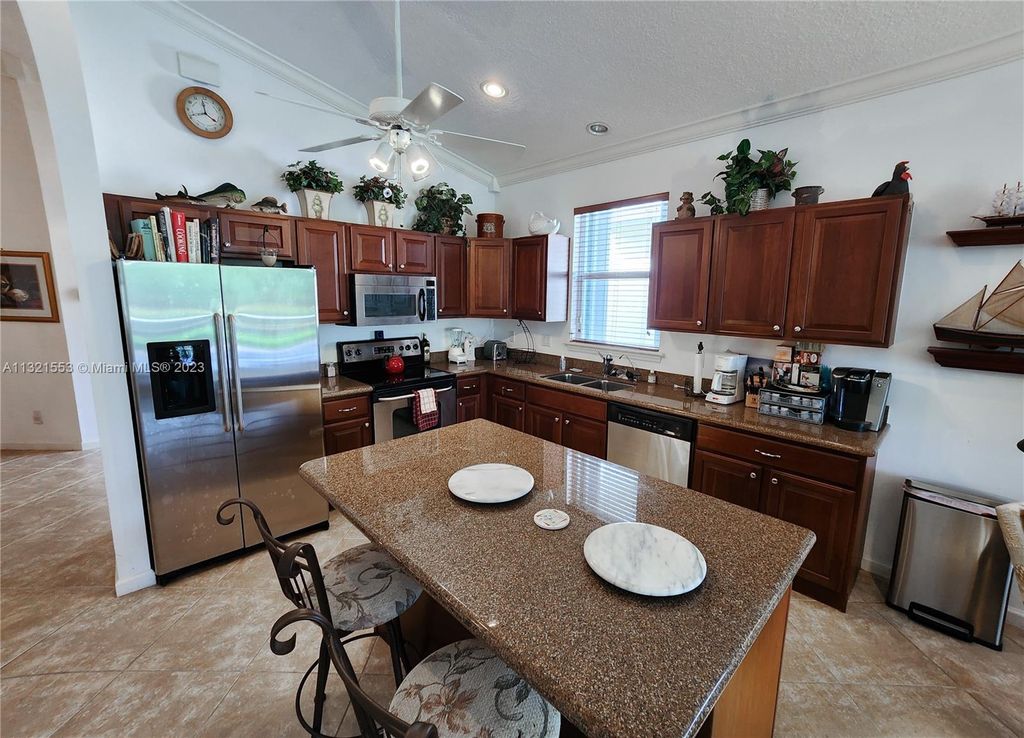 Photo of 4585 SE Bridgetown Ct, Stuart, FL 34997 (MLS # A11321553)