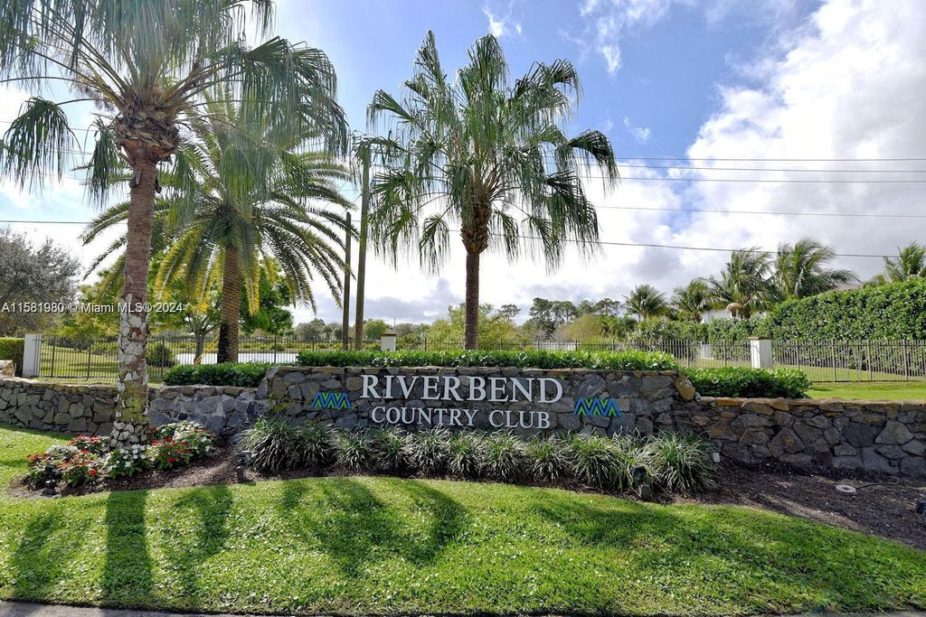 Photo of 18459 SE Wood Haven #J, Jupiter, FL 33469 (MLS # A11581980)