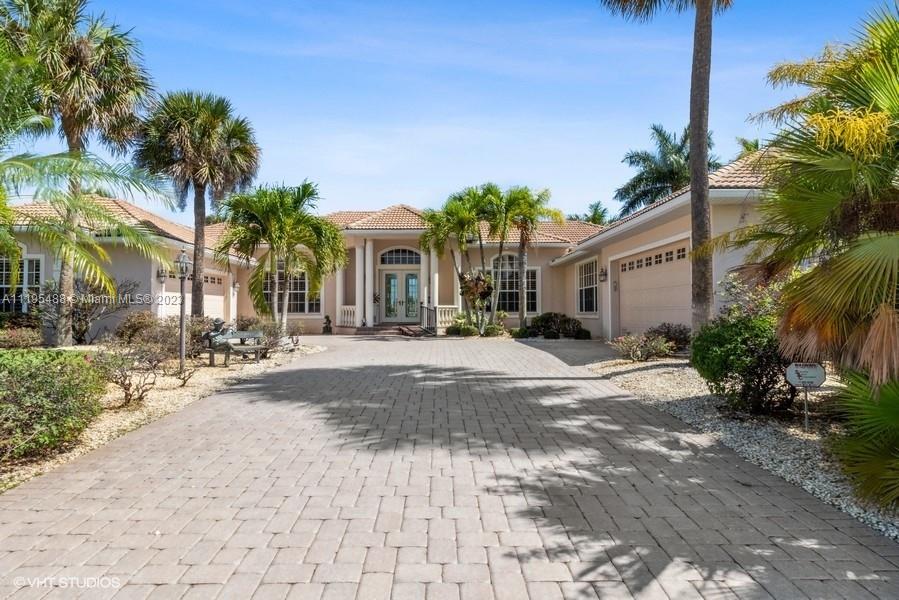 1524 Columbian Drive