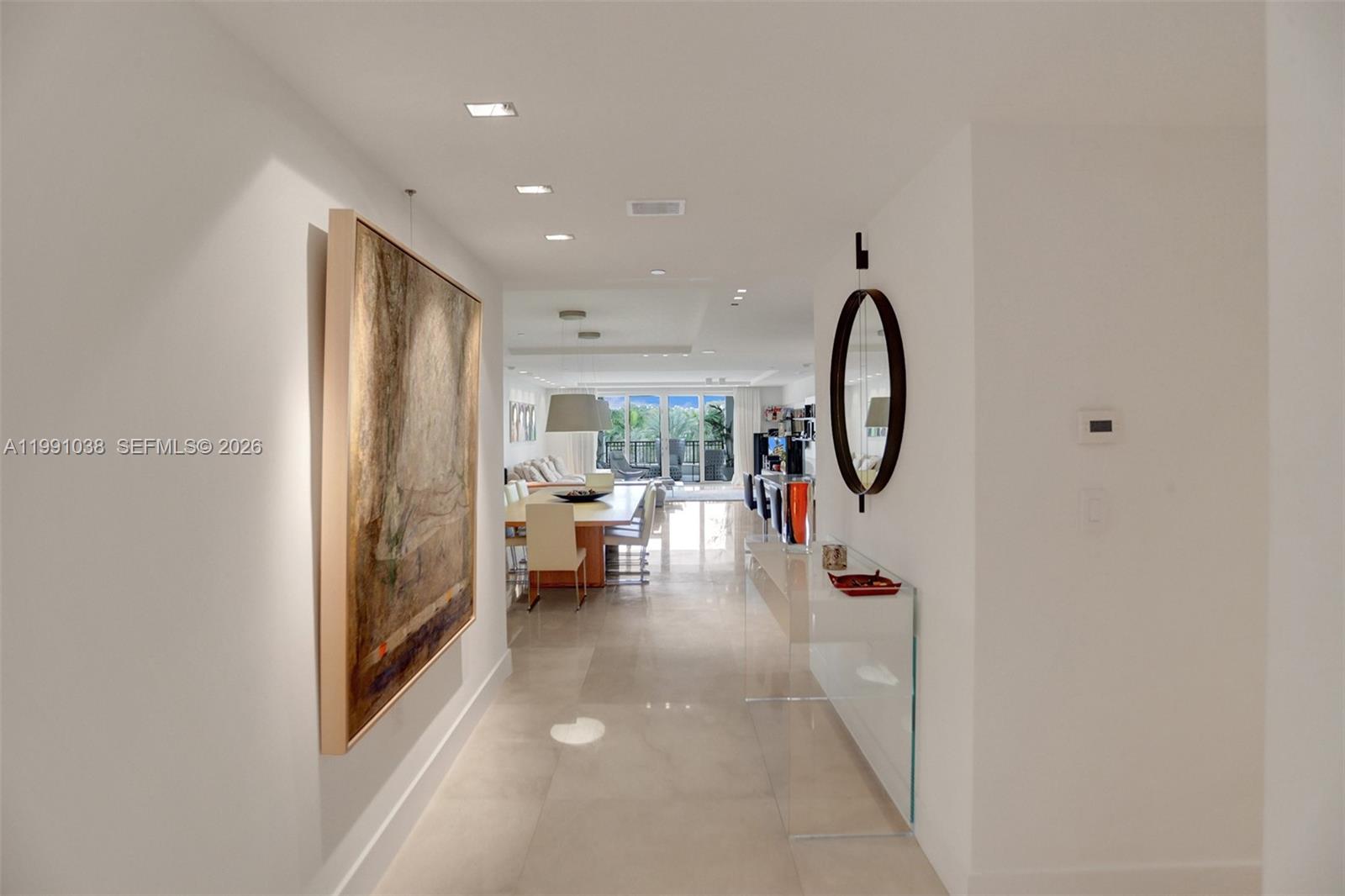 3535 Hiawatha Ave 405