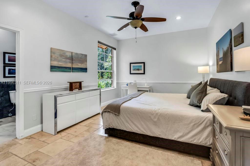 WHISPERING WOODS - Residential