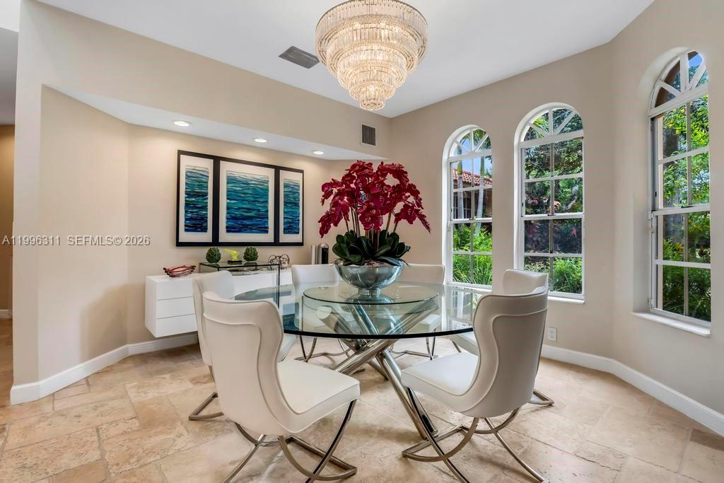 WHISPERING WOODS - Residential