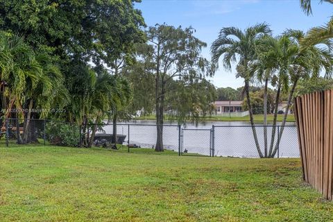 Photo of 14181 Leaning Pine Dr, Miami Lakes, FL 33014 (MLS # A11835000)