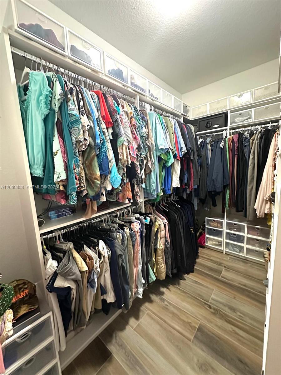 ROLAND HEIGHTS - Residential