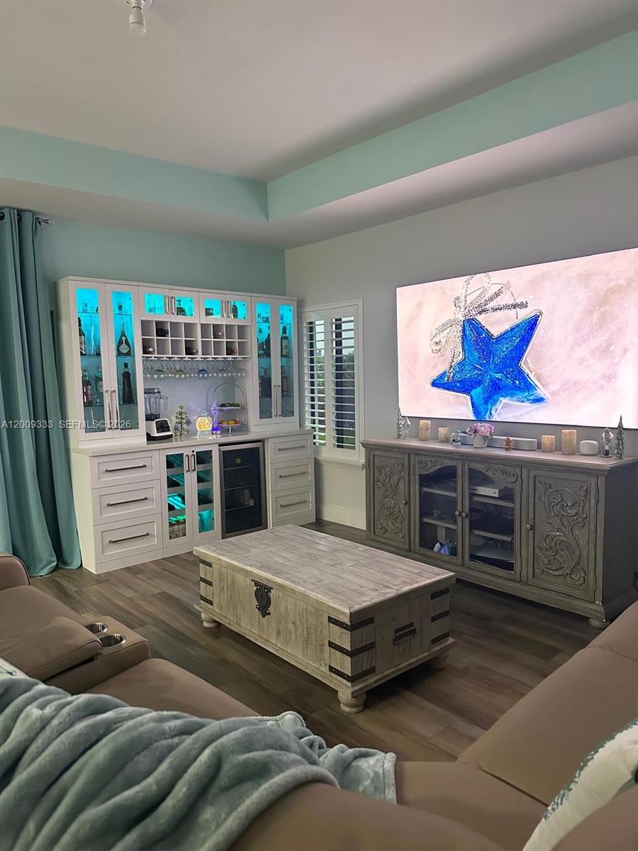 ROLAND HEIGHTS - Residential