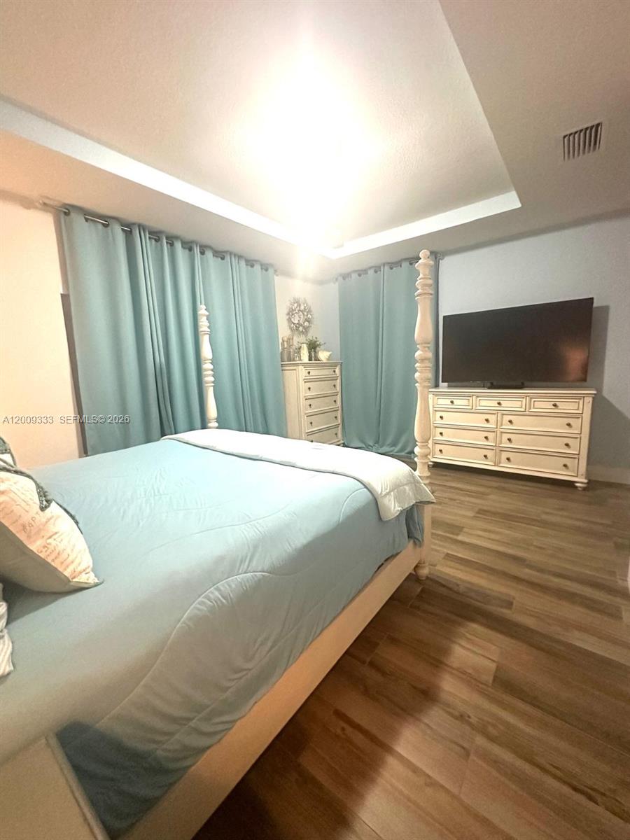 ROLAND HEIGHTS - Residential