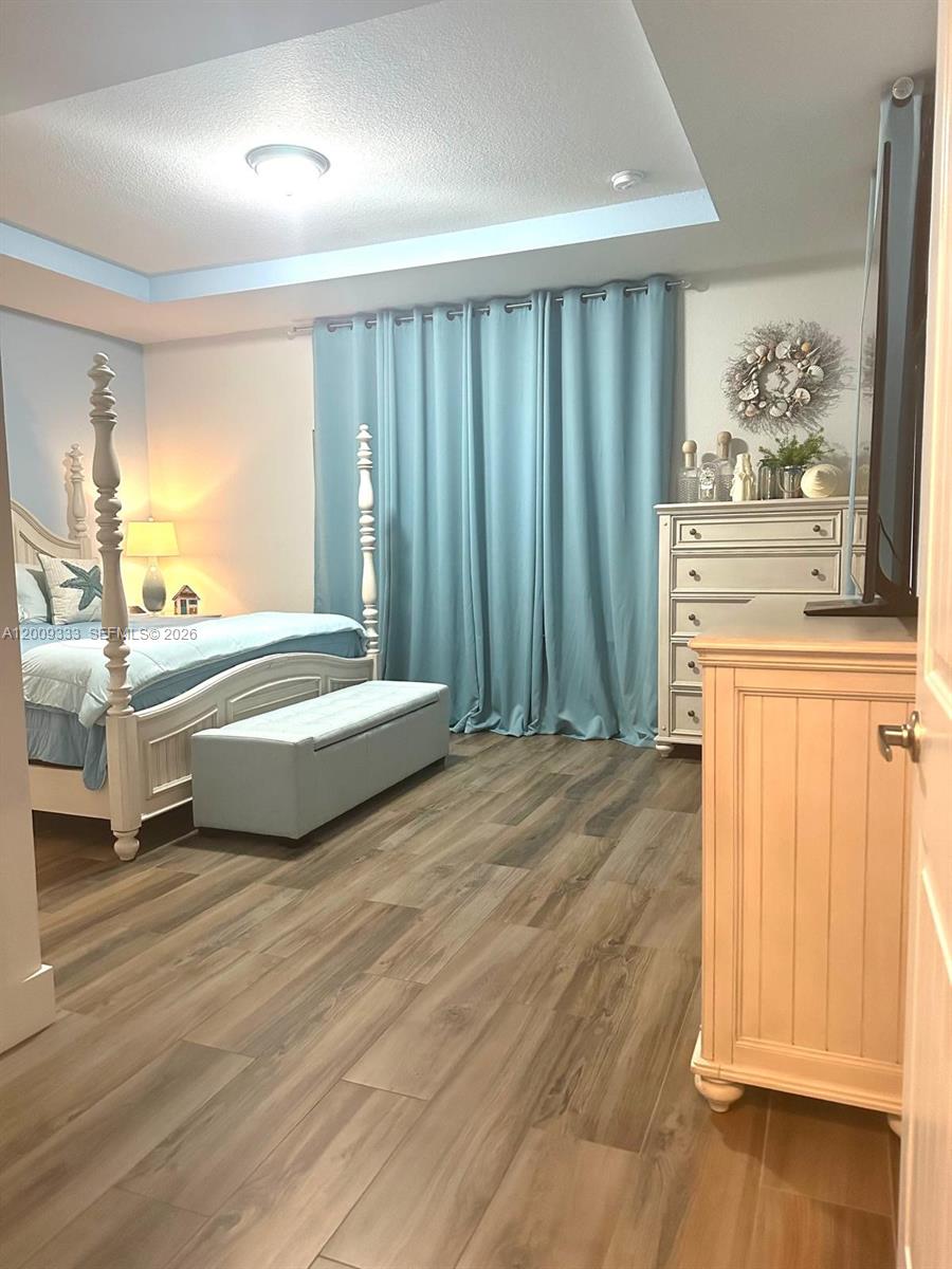 ROLAND HEIGHTS - Residential