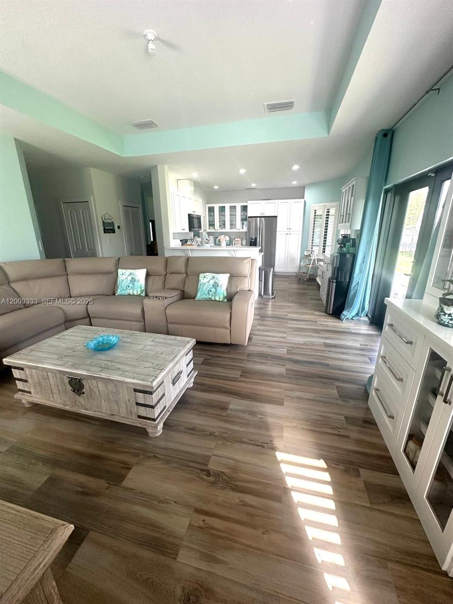 ROLAND HEIGHTS - Residential