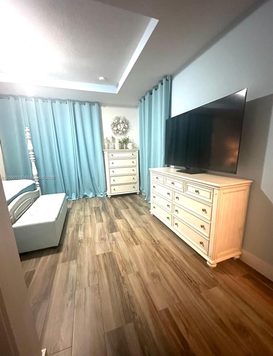 ROLAND HEIGHTS - Residential