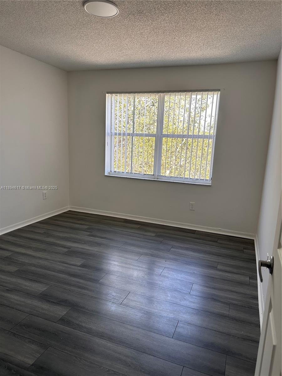 LA VIA CONDO - Residential Lease