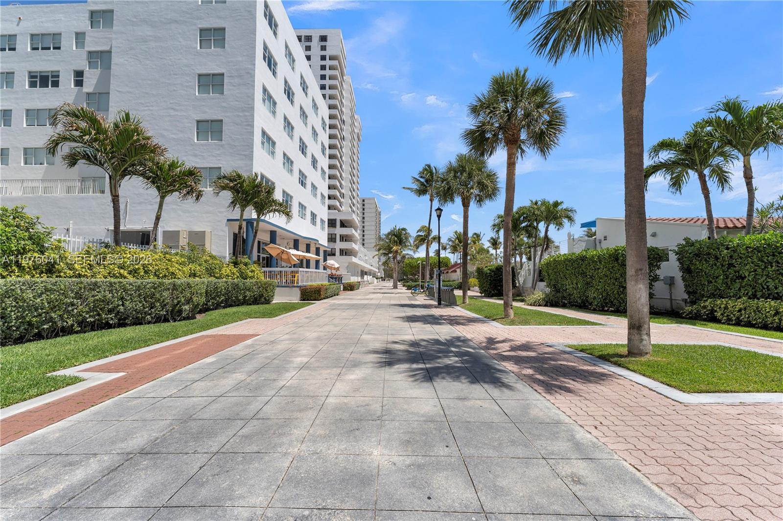 THE ROYAL CLUB CONDO - Residential