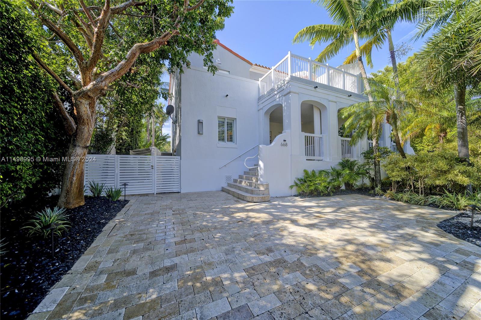 BISCAYNE KEY ESTATES - Residential