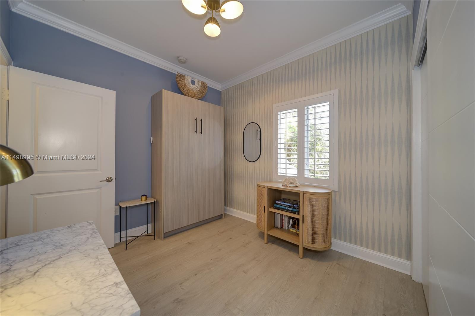 BISCAYNE KEY ESTATES - Residential