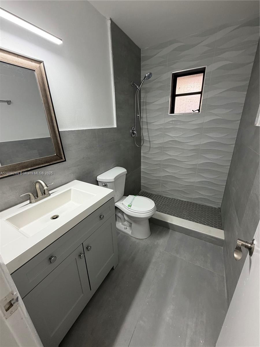 FLORAL PK 1ST AMD - Residential Income