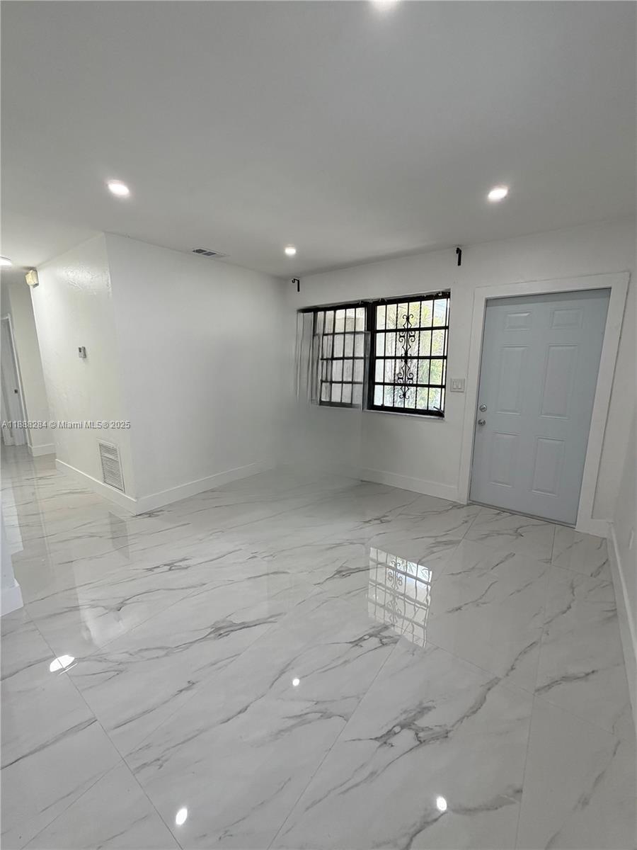 FLORAL PK 1ST AMD - Residential Income