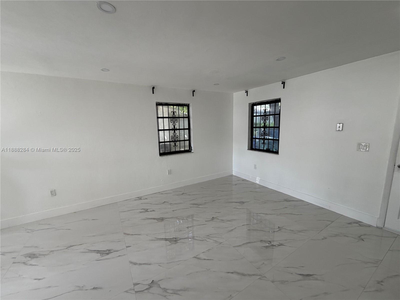 FLORAL PK 1ST AMD - Residential Income