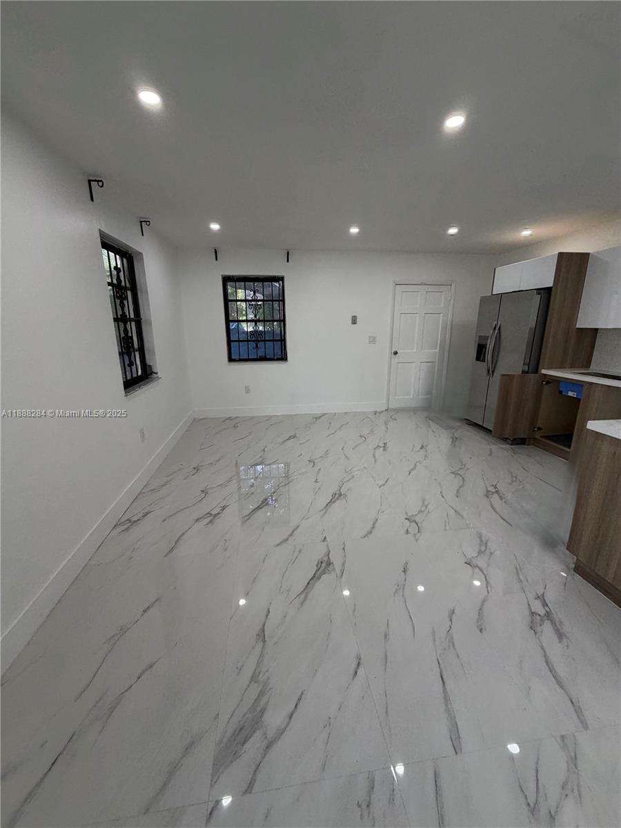 FLORAL PK 1ST AMD - Residential Income