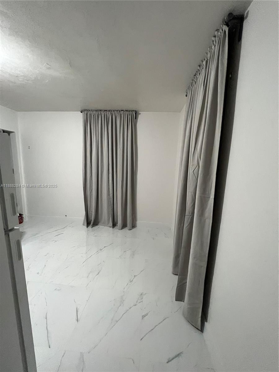 FLORAL PK 1ST AMD - Residential Income