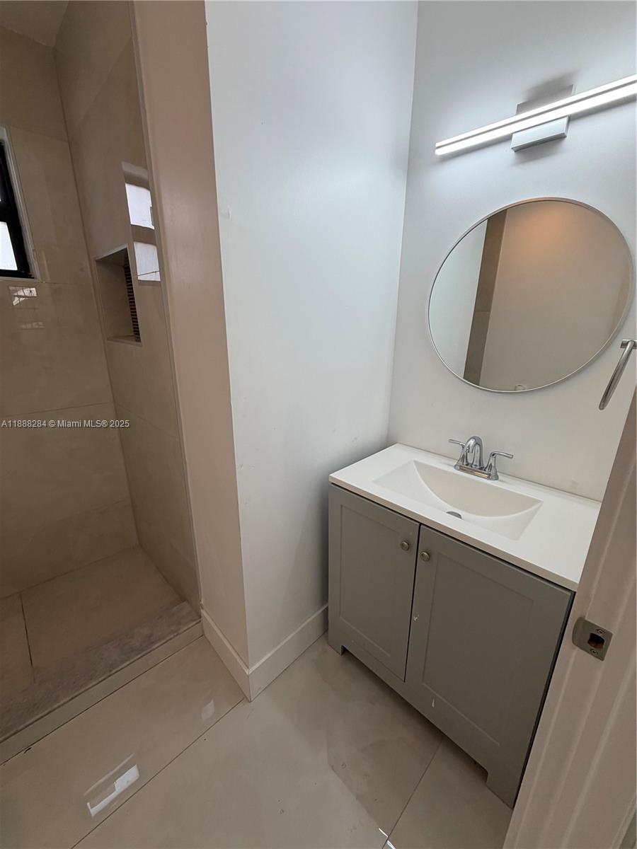 FLORAL PK 1ST AMD - Residential Income