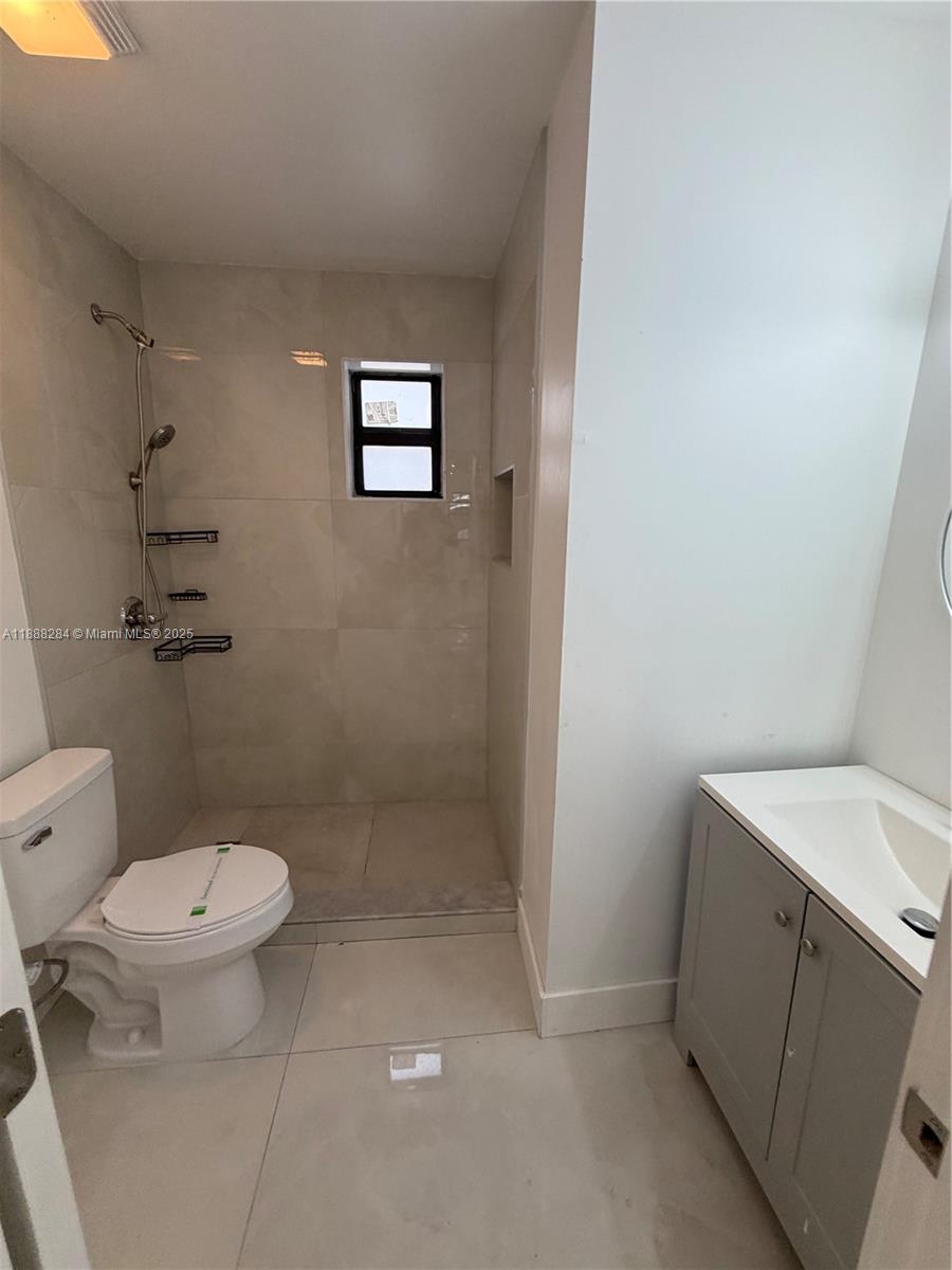 FLORAL PK 1ST AMD - Residential Income