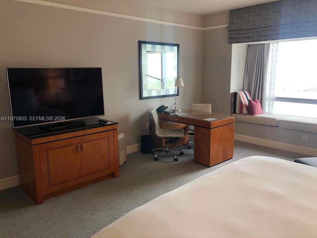 1435 Brickell Ave 3505