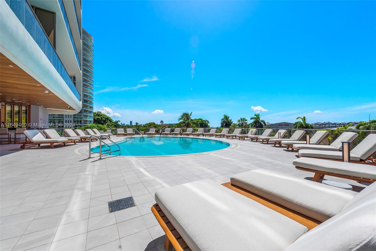 RHODES AMD NEW BISC - Residential Lease