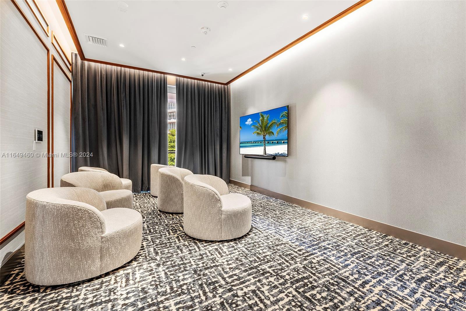 RHODES AMD NEW BISC - Residential Lease