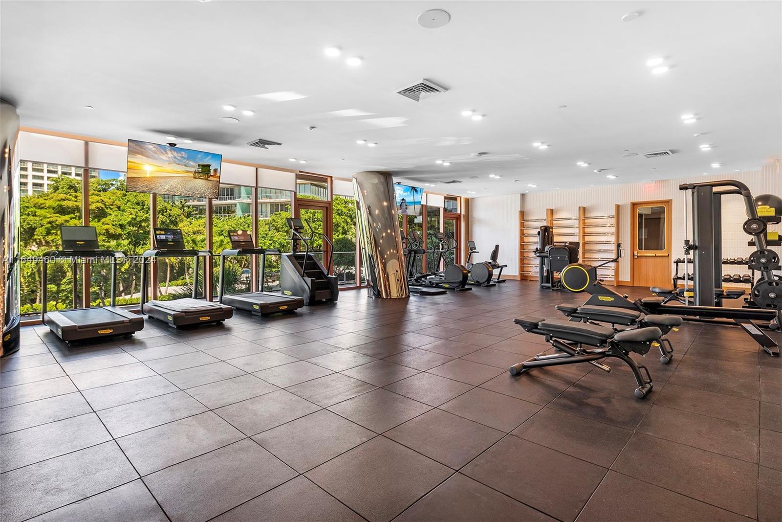 RHODES AMD NEW BISC - Residential Lease