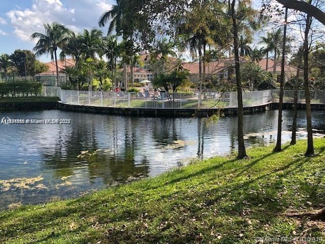 PALMS POINT CONDO - Residential